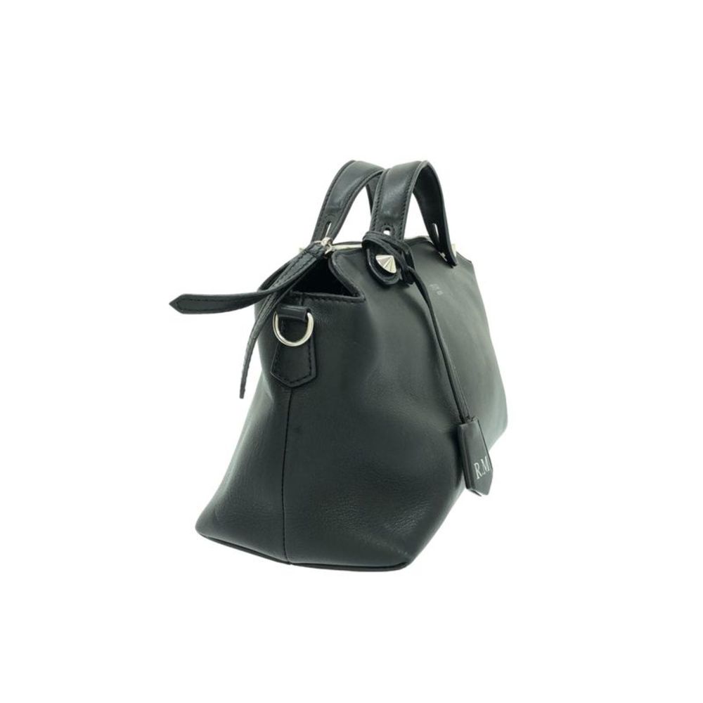 Pre Loved Fendi Sleek  Leather Handbag with Zippered Pockets - Picture 2 of 15